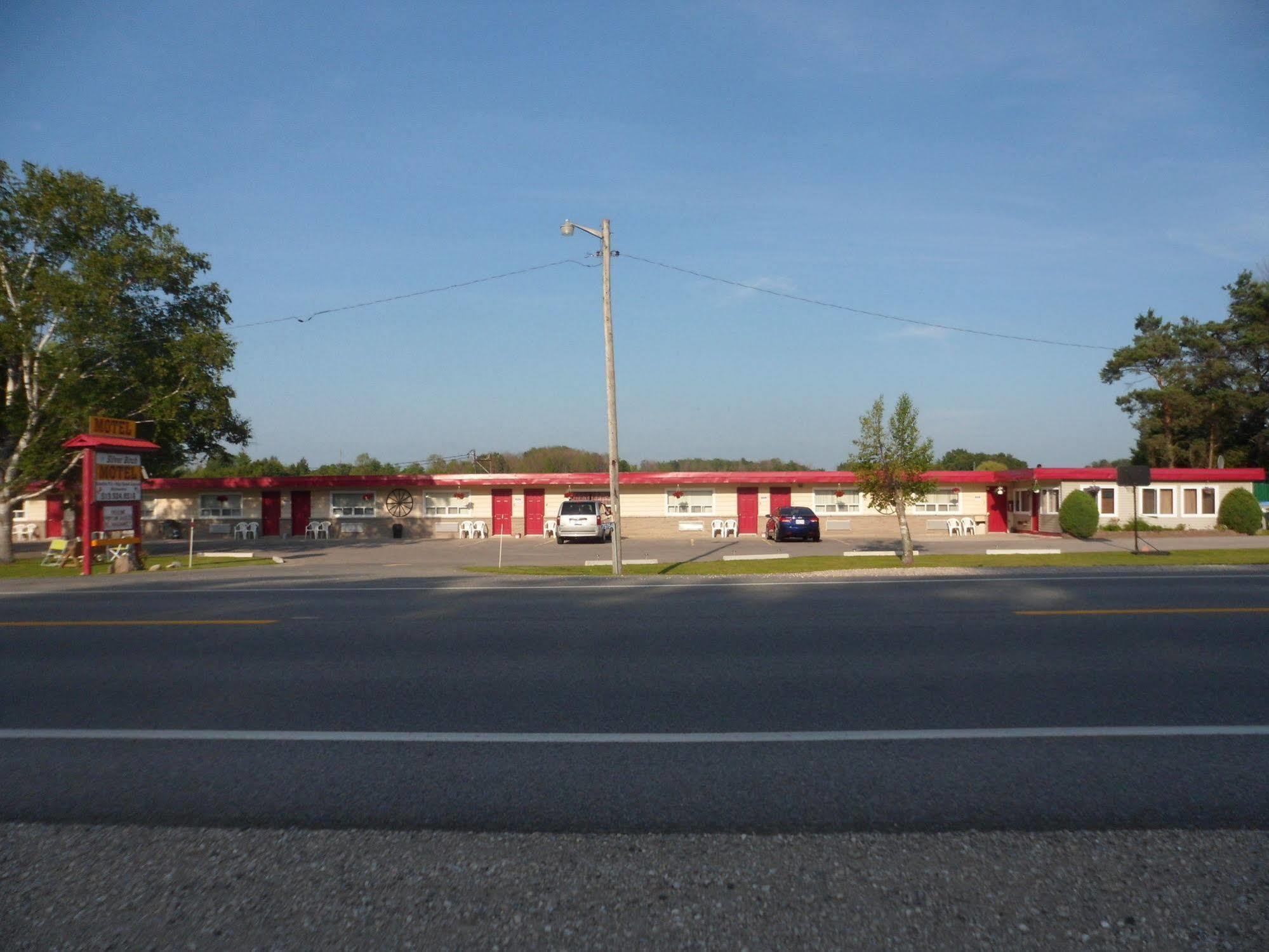 The Silver Birch Motel